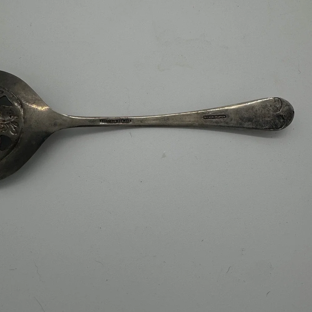 Vintage Sheffield England Silver Plated Pierced Sifter Spoon Fruit Motif Ornate - Picture 5 of 6